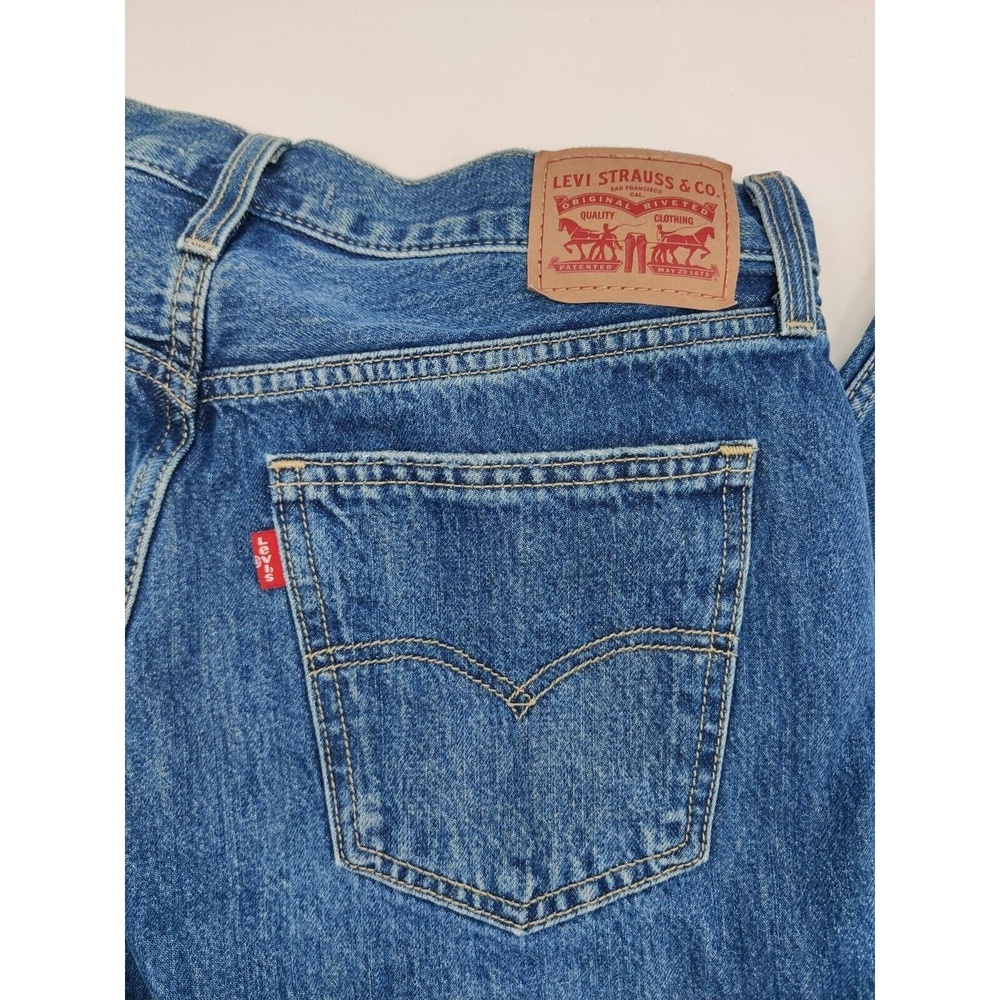 Levi's Size 30x30 Men's Low Pro Straight Jeans Med Wash Blue Jeans Distressed - Picture 14 of 14